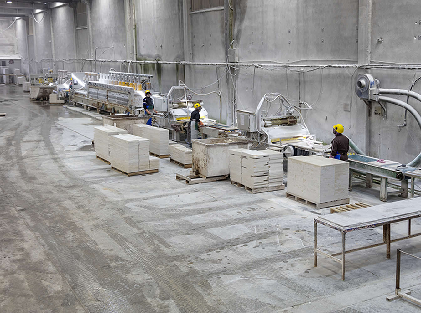 Travertine Cutting Techniques and Quality Grades